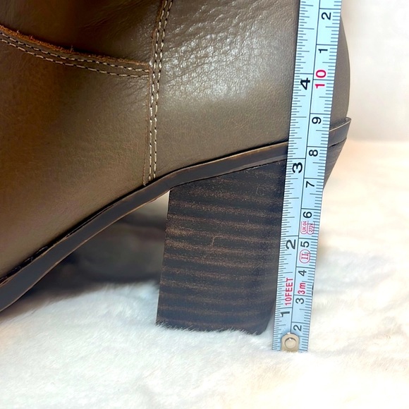 Lucky Brand Embrleigh Women’s Midcalf Boot with stacked heel, taupe, size 7.5 - Picture 13 of 17